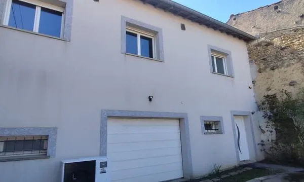 Maison spacieuse avec jardin et terrasse plein sud