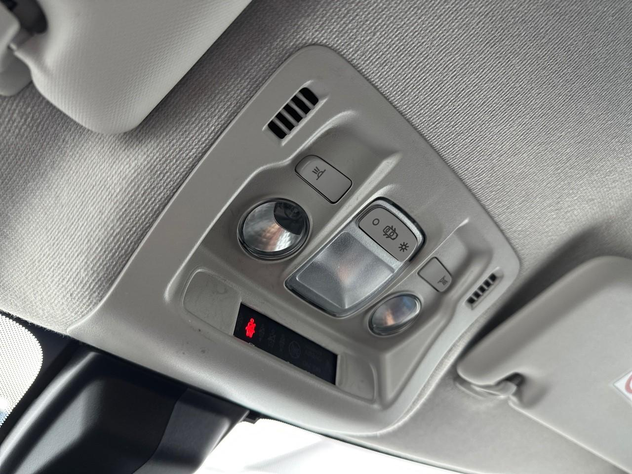 Citroën C3 puretech 110 s&s eat6 shine — photo 28