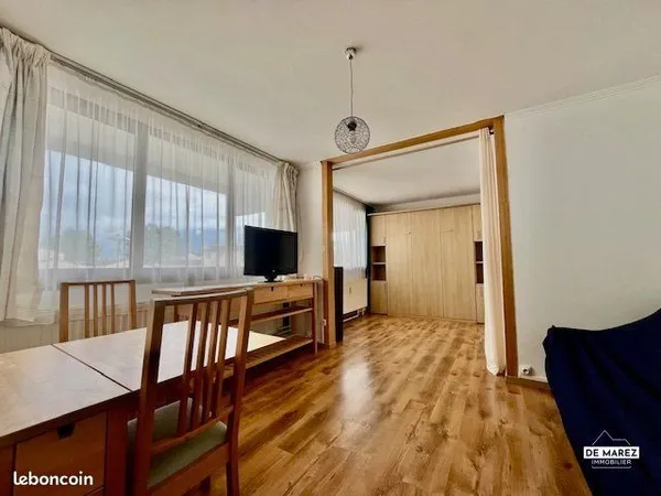 Studio 1 pièce 33 m²