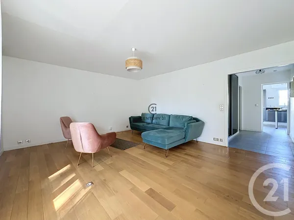 Appartement 4 pièces 82 m²