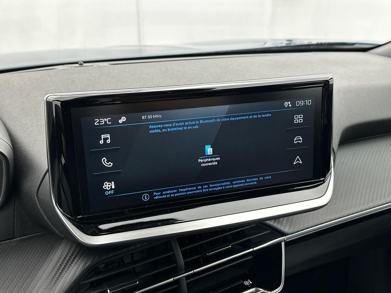 Peugeot 2008 hybrid 145 e-dcs6 style — photo 23