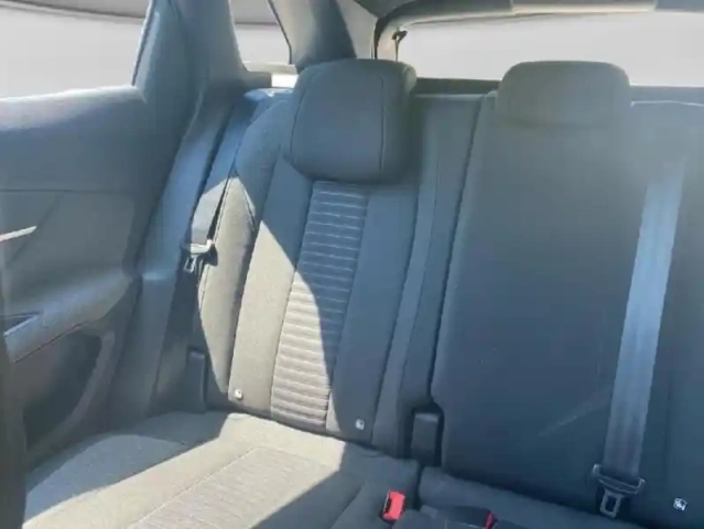 Peugeot 3008 1.2 130ch s&amp;s active pack — photo 16