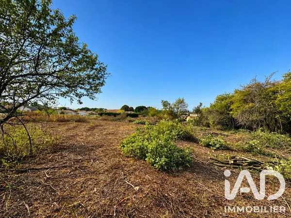 Terrain 658 m²