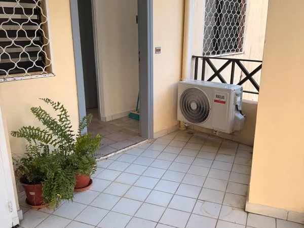 A LOUER - F2 de 43 m² proche du CHU