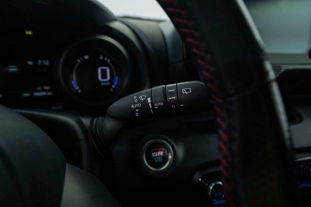 Toyota Yaris 4 — photo 19
