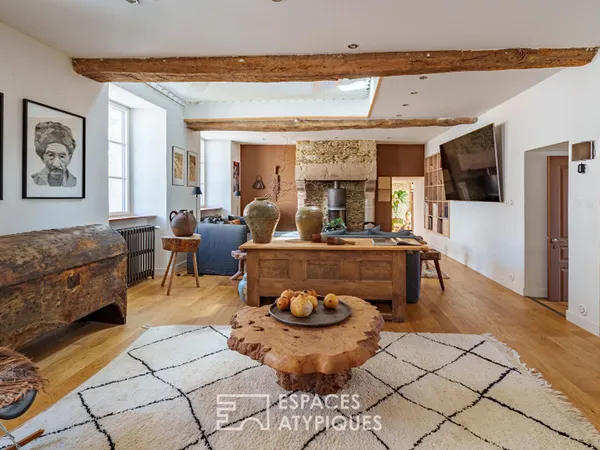 Lieu de vie atypique avec terrasse