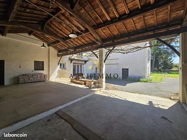 Propriété 7 pièces 167 m²
