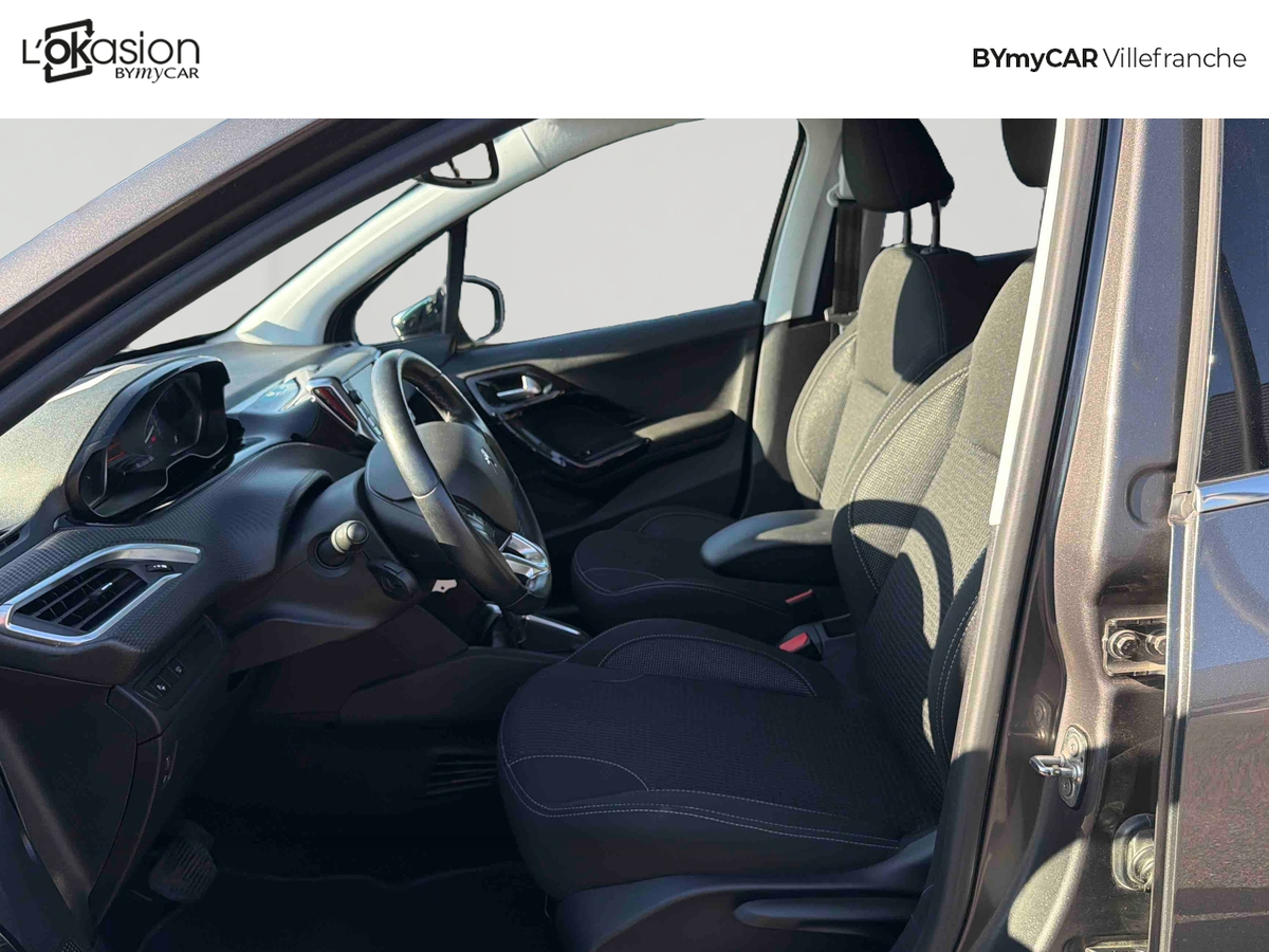Peugeot 208 PureTech 110ch S&amp;S EAT6 — photo 11