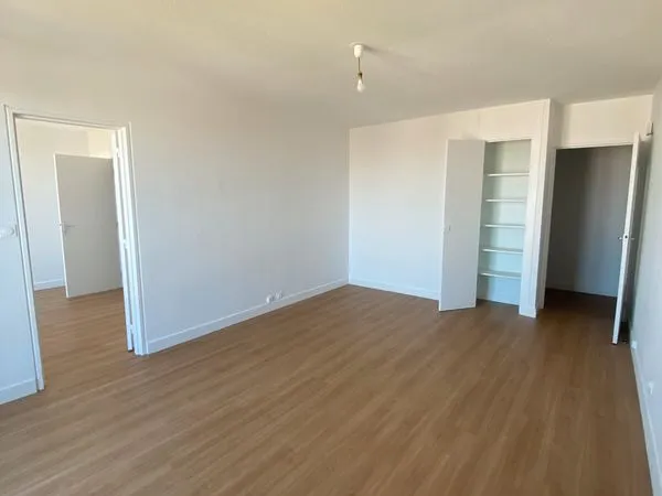 Appartement à louer dans résidence - Poitiers Gibauderie / Campus - T3 de 58m2