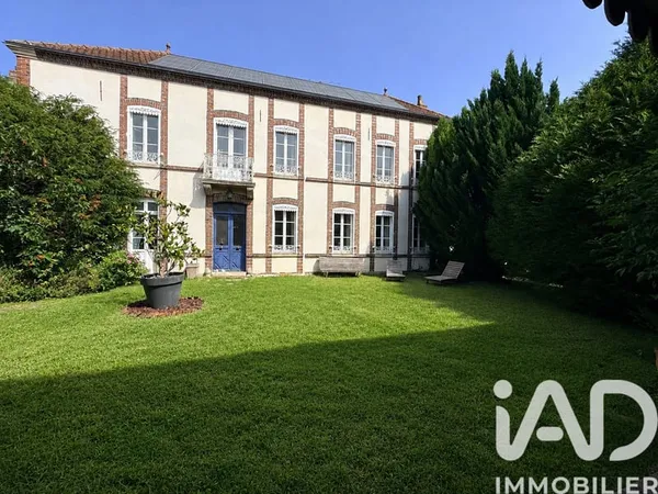 Maison 8 pièces 225 m²