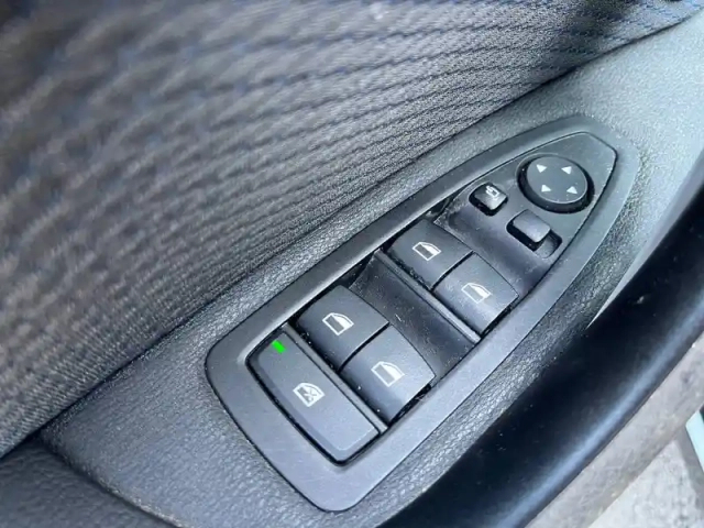 Bmw X1 sdrive 18d 150 ch bva8 — photo 22