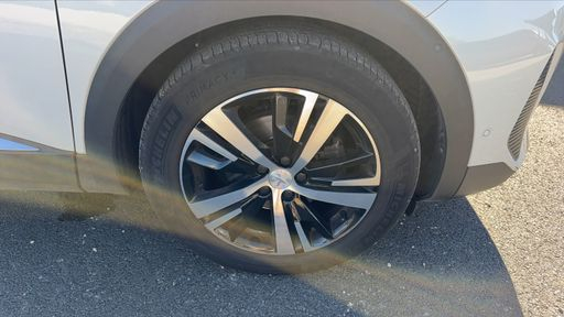 Peugeot 5008 1.5 BlueHDi 130 - GT – 2021 – 82836 km – Diesel – Boîte Manuelle — photo 28