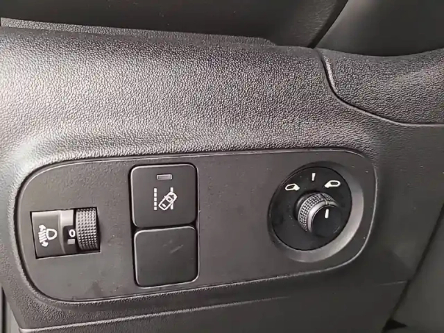 Citroën C3 puretech 83 s&amp;s bvm5 — photo 42
