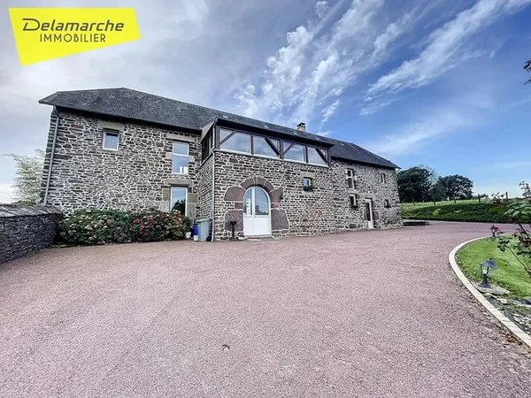 A VENDRE Propriété ensemble deux maisons