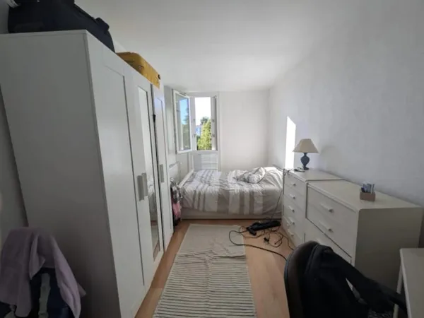 Appartement 1 pièce 90 m²