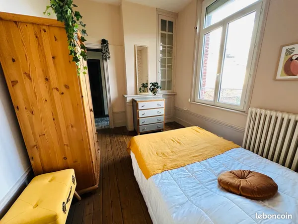 Colocation (Salle de bain et WC privatifs) centre ville de Saint Quentin