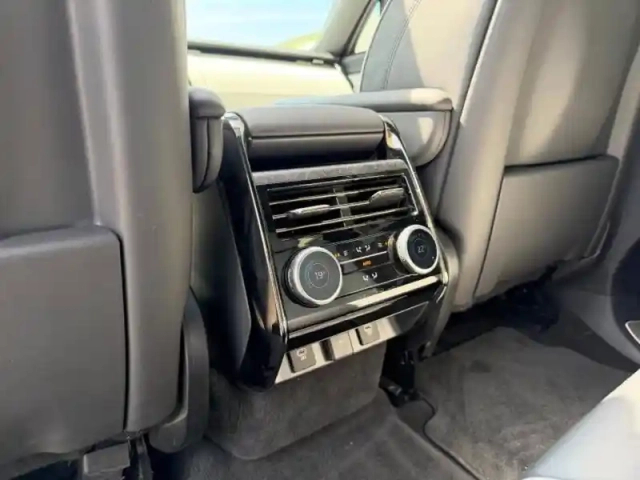 Land Rover Range Rover sport 3.0 p460e 460ch phev dynamic hse — photo 13