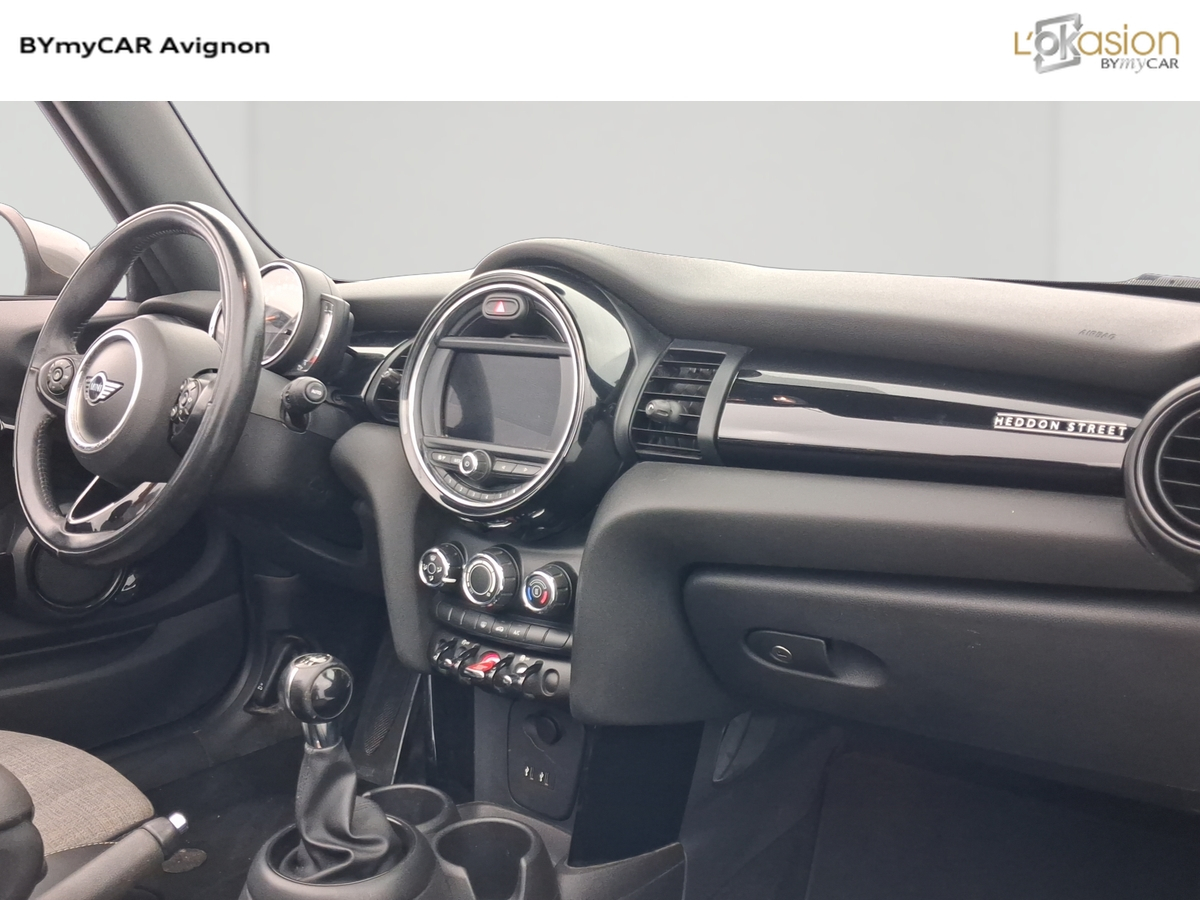 Mini Cabriolet One 102 ch — photo 27