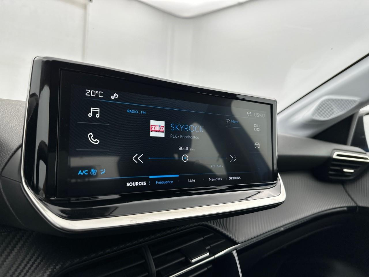Peugeot 208 puretech 100 s&s bvm6 active — photo 22