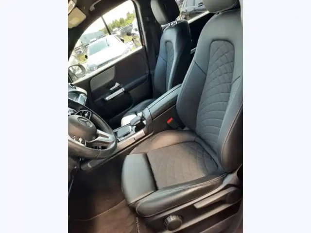 Mercedes Glb 200 d business line — photo 37