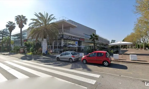 Local commercial 130 m² Mandelieu-la-Napoule