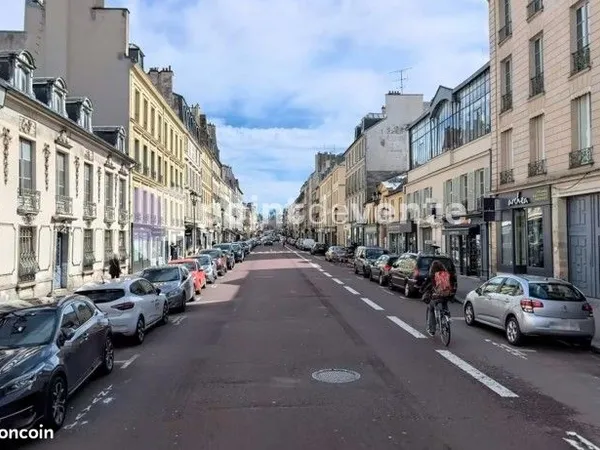 Commerce beauté/coiffure 64 m²