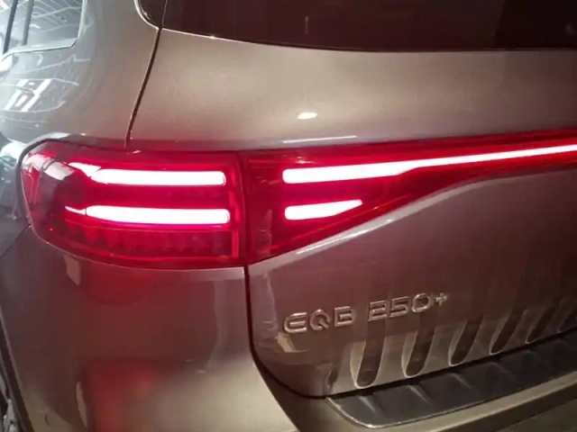 Mercedes Classe B 250+ edition — photo 11