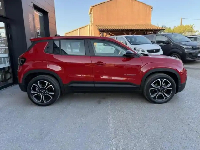 Jeep Avenger 1.2 turbo t3 100 ch altitude + — photo 4