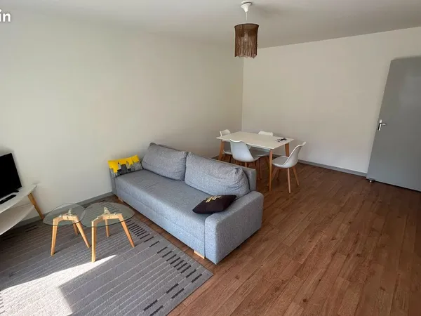 Appartement T2 - meublé - 50m2 - secteur Place Leclerc