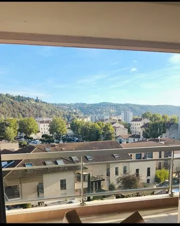 🌿 un cadre de vie privilégié à vienne - studio avec vue et grand balcon