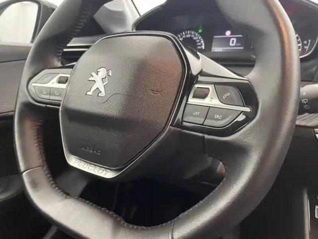 Peugeot 208 puretech 100 s&amp;s bvm6 — photo 27