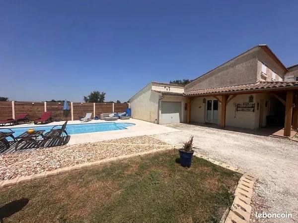 Grange 3 pièces 100 m²
