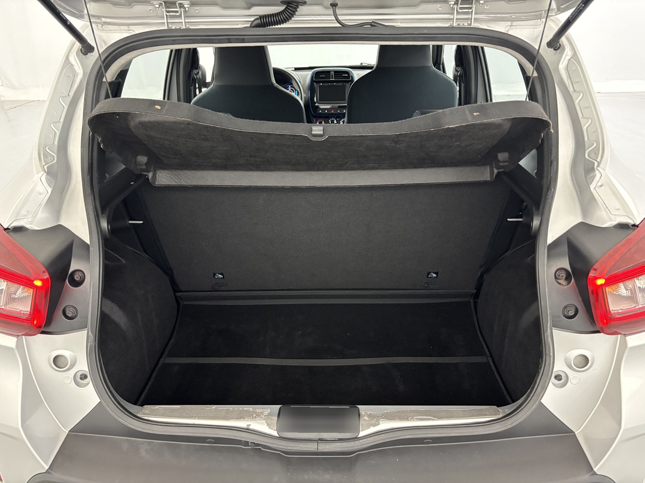Dacia Spring — photo 18
