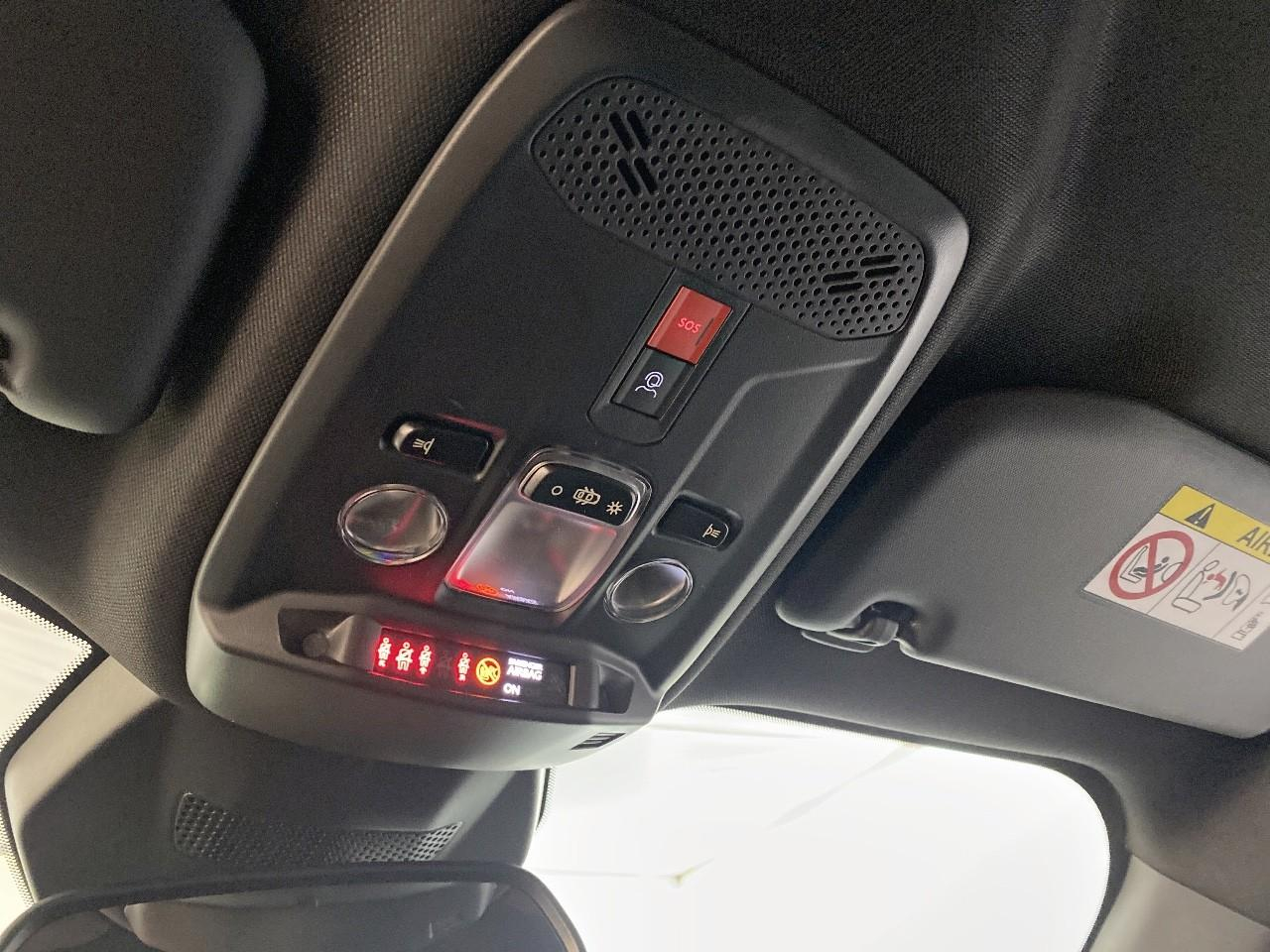 Peugeot 2008 hybrid 145 ch e-dcs6 allure — photo 19