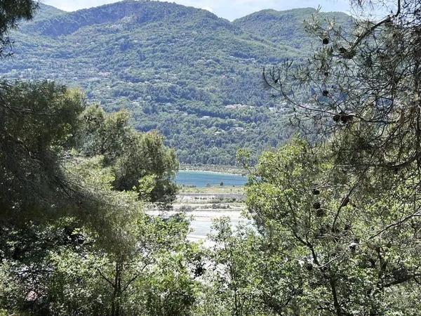 Terrain 3720 m²