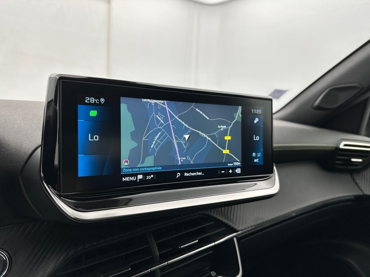 Peugeot 2008 puretech 130 s&s eat8 gt pack — photo 10
