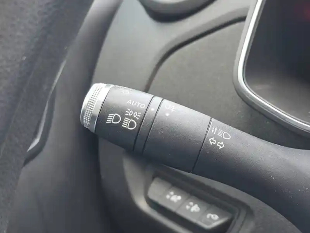 Renault Zoé zoe r110 — photo 17