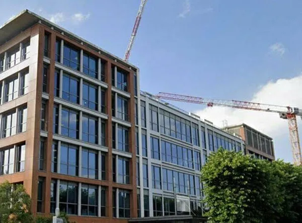 Bureaux 1628 m²