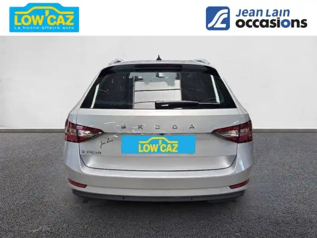 Skoda Superb combi 2.0 tdi 150 scr dsg7 — photo 6