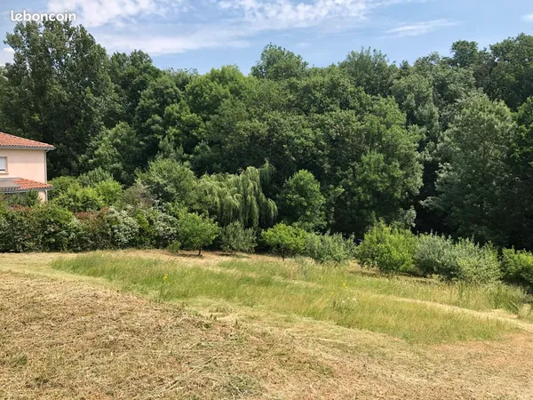 Terrain constructible 1490 m2 Mondonville