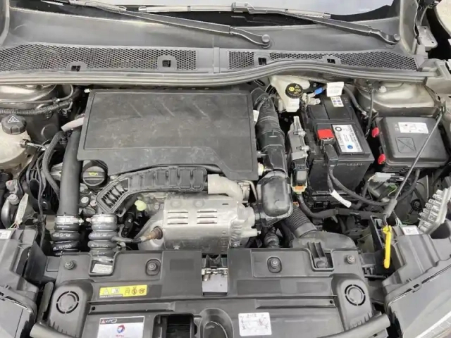 Ds Ds 3 ds3 crossback puretech 130 eat8 performance line — photo 7