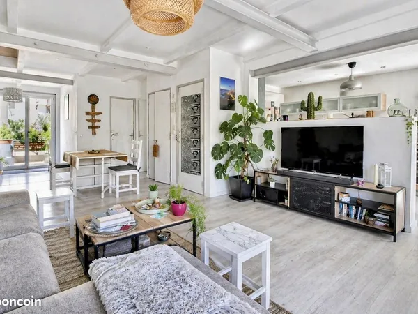 Maison 6 pièces 185 m²