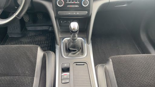 Renault Megane 1.2 TCe 130 - Intens – 2016 – 125969 km – Essence – Boîte Manuelle — photo 21