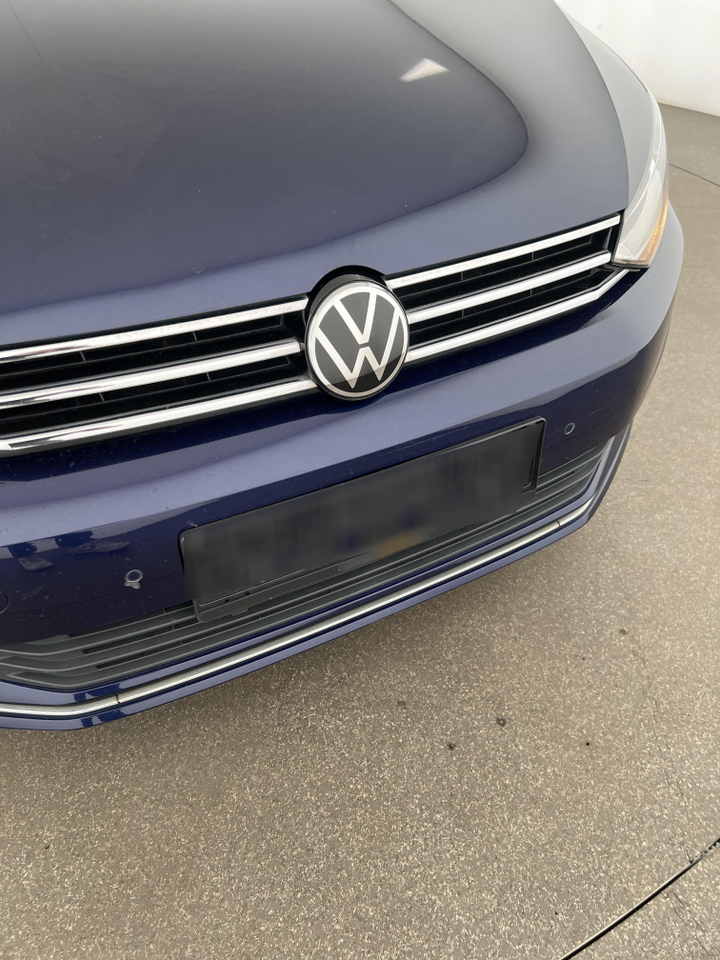 Volkswagen Touran — photo 40