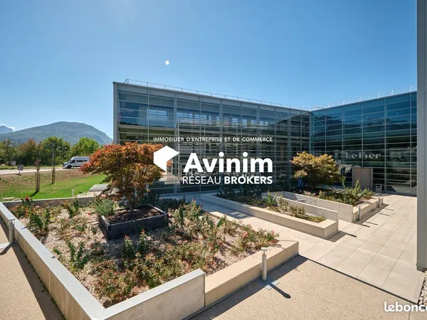 Bureaux 320 m² Argonay