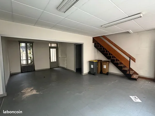 Bureaux 44 m² VILLEFRANCHE SUR SAONE