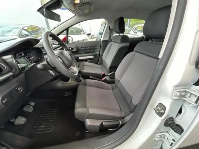 Citroën C3 puretech 82ch graphic — photo 7