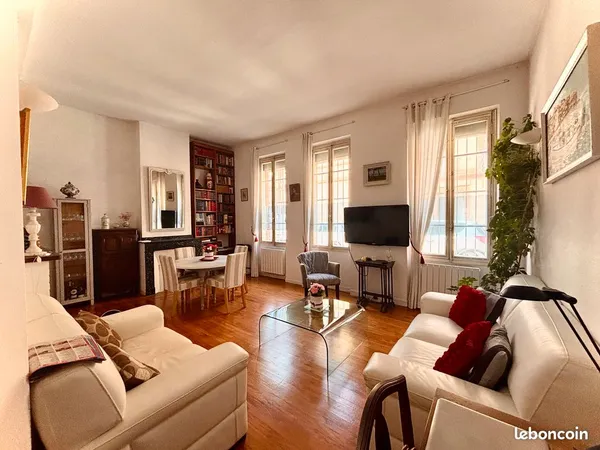 Appartement T3 ancien Centre ville