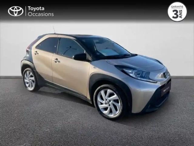 Toyota Aygo x 1.0 vvt-i 72ch design — photo 11