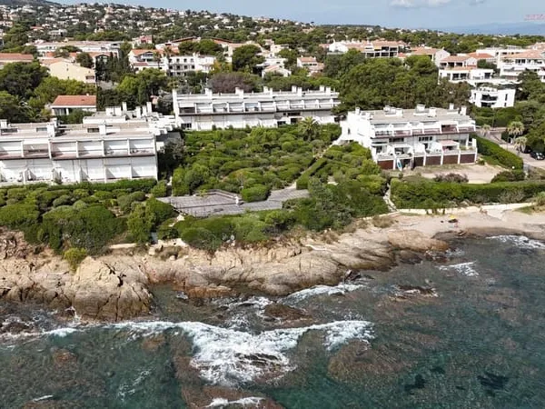 Saint-Aygulf, Les Corailleurs - Duplex 3 pièces avec vue mer, terrasse et parking couvert